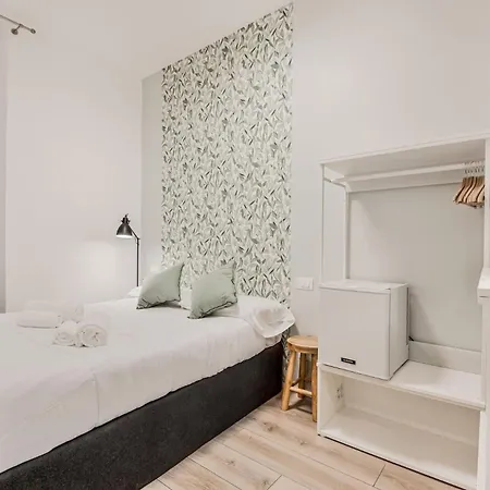 5terre-vicino Stazione Maison d'hôtes La Spezia