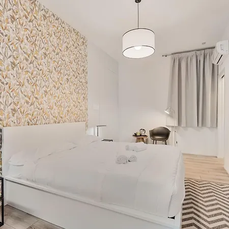 5terre-vicino Stazione بيت ضيافة 3*